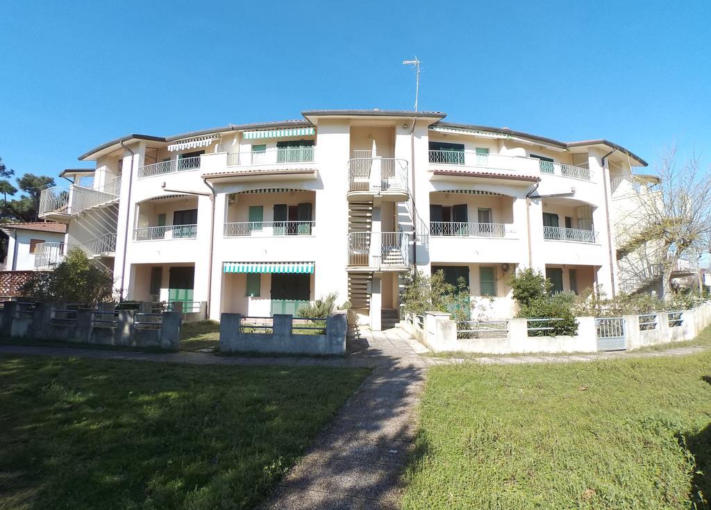 Appartamento Guido Reni Lido di Spina Bagian luar foto